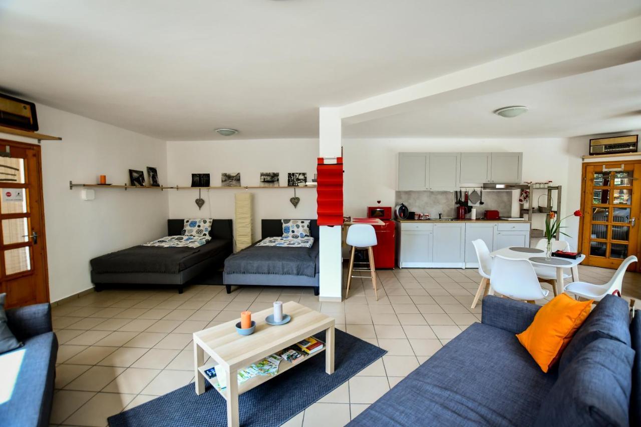 Boralom Studio Apartman 토코이 외부 사진